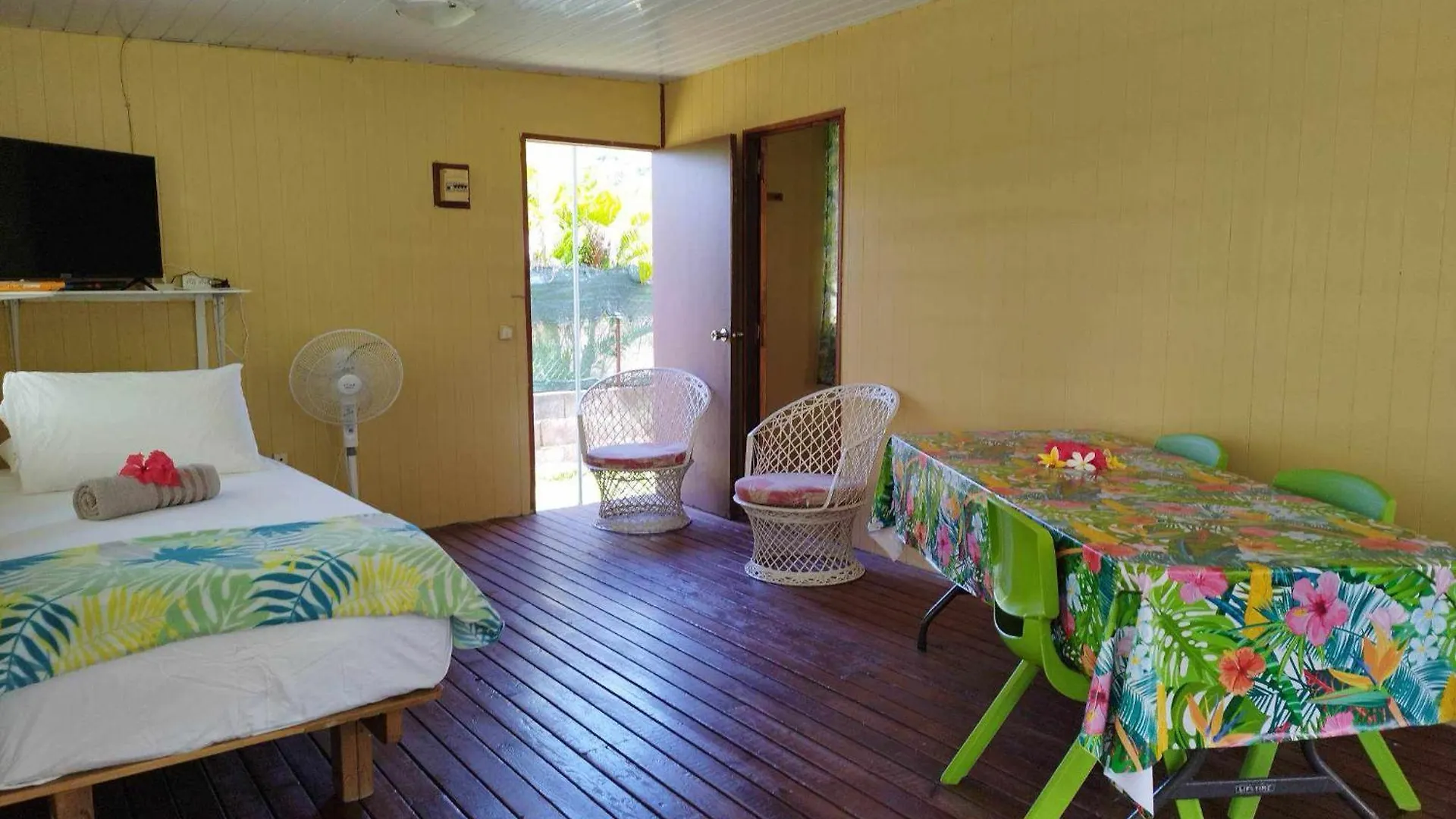 Dom wakacyjny Willa Moorea Fare Ta'Ahiamanu